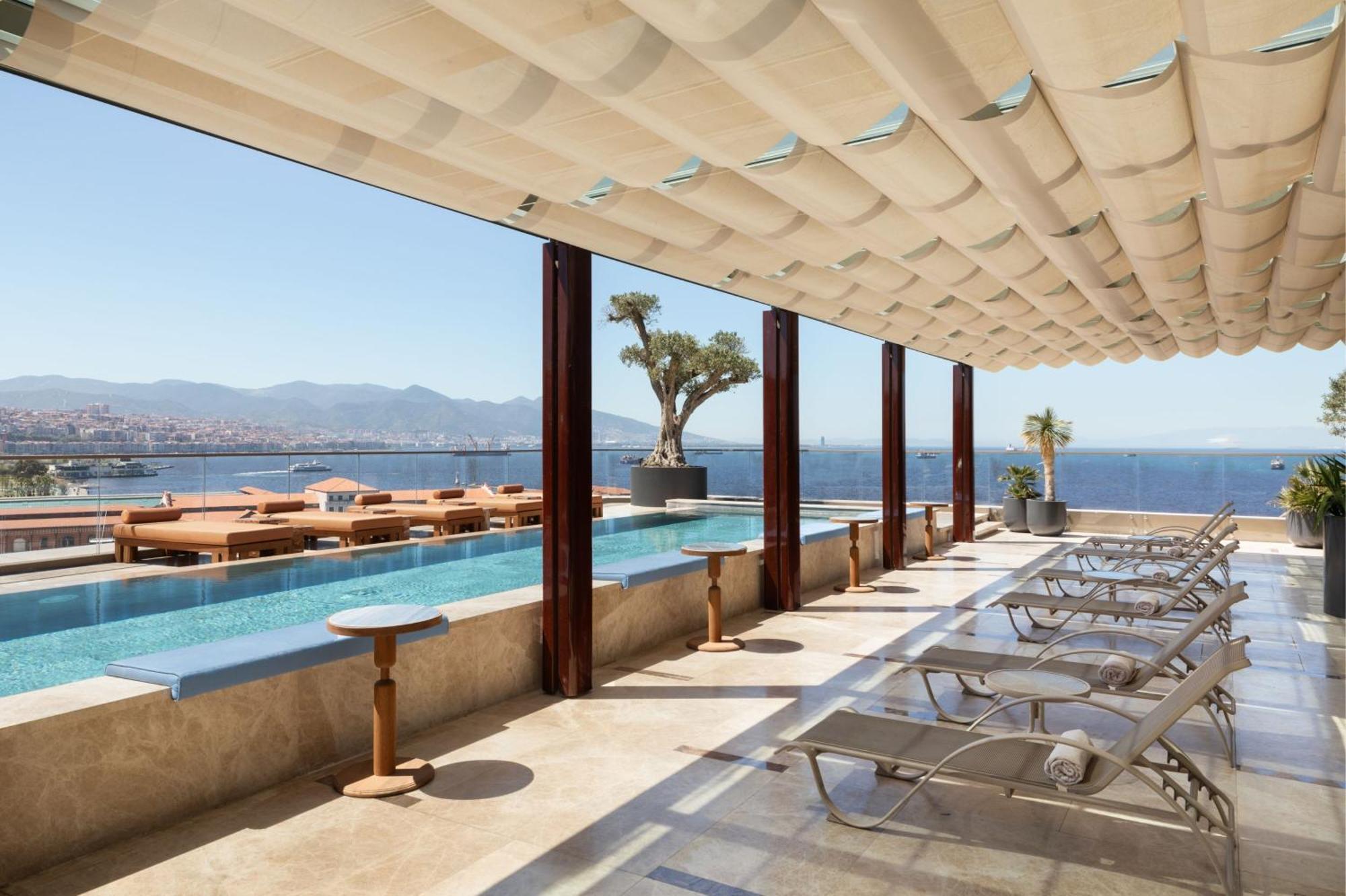 Izmir Marriott Hotel Exterior foto The Westin Athens